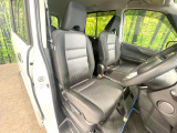 運転席シート廻りは使用感も少なく、良好な状態となっています。丁寧に使われていたことがよくわかりますね。