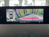 【360&deg;ビューモニター】専用のカメラにより、上から見下ろしたような視点で360度クルマの周囲を確認することができます☆死角部分も確認しやすく、狭い場所での切り返しや駐車もスムーズに行えます。