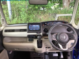 フロントガラスが大きく、ワイドな視界で運転もしやすくなるように、設計されています。