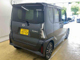 当店では車両本体価格以外に、諸費用を含めた支払総額も表示しておりますので、お客様の予算にピッタリのおクルマお選びができます。コーティングやJAFをセットにしたオトクな購入パックも好評です。