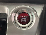 ワンプッシュでエンジンのスタート、ストップが出来て便利です。