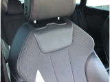 Audi正規ディーラーが高品質をお約束。高度な訓練・教育を受けたAudi専任メカニックが、100項目にもおよぶ精密な点検を実施。すべてクリアしたAudi車だけ、あなたのお手元に届けられるのです