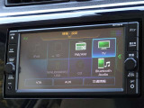CD・ブルートゥースを使用することができます。