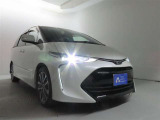 高輝度で点灯速度が速く、しかも消費電力の少ないLEDヘッドライトが装備されています!LEDの明るい光が走行中の視界の確保をサポートして、夜のドライブがより楽しく安全に運転できます♪