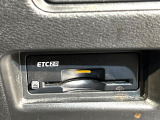 【ETC】高速道路の料金所をストレスなく通過!話題のスポットやサービスエリアに多い「スマートIC」利用時は必須のアイテムです。当店でセットアップを実施、ご納車当日からすぐにご利用いただけます!