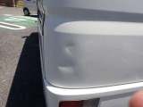 傷が気になるお客様は是非、現車を見にお越しいただければ思います。スタッフがお客様のご不安を払拭できるように誠心誠意ご案内させて頂きます。