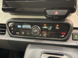 フロント両席にはシートヒーターが付いています!寒い日に便利な装備ですね。