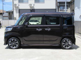 展示中古車は全て外装と内装のクリーニングを行っています♪