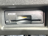 【ETC】高速道路の料金所をストレスなく通過!話題のスポットやサービスエリアに多い「スマートIC」利用時は必須のアイテムです。当店でセットアップを実施、ご納車当日からすぐにご利用いただけます!