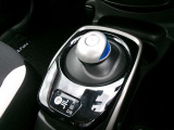 e-power専用シフト。