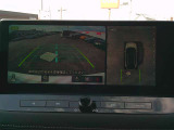 360度見えて安全安心に車庫入れをしていただけるアラウンドビューモニターを装備!
