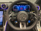 メルセデス・ベンツ車は、妥協を許さない常に高水準の技術と品質をもって製造されており、いつもでも変わらぬ価値を提供いたしております。