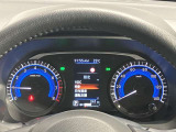 【メーター】メーター内のカラーディスプレイには運転をサポートするさまざまな情報を表示!