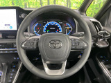 【純正革巻きステアリング】上質な革を使用することで、手にしっかり馴染みとても運転しやすいハンドルです♪