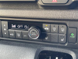 【 オートエアコン 】車内温度を感知して自動で温度調整をしてくれるのでいつでも快適な車内空間を創り上げます!//