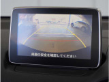 【バックカメラ】駐車が苦手な方でも安心してお乗りいただけます。リバース連動で画面が切り替わるのでとっても便利です。