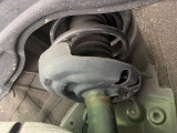 お車を安心してお乗りいただく為には、足回りの定期点検が欠かせません。サービスサポート(有償保証)では無料点検もご提供しており、安心のカーライフをお過ごしいただけるサポート体制が整っています。