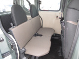 乗車人数や荷物の量、車内での過ごし方に合わせて、シートのレイアウトを変更できます。