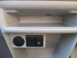 運転席シートヒーターも付いてます。