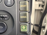 【ドライブモードセレクト】コンフォートな乗り味からスポーティな乗り味までスイッチ一つで切り替え可能。シーンや気分に合わせたモードを選べば、いつものドライブがより一層楽しくなります♪