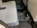 床面に置きたくないお荷物はこの「置きラクボックス」へどうぞ♪