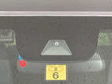 【ホンダセンシング】走行中に前方の車両等を認識し、衝突しそうな時は警報とブレーキで衝突回避と被害軽減をアシスト。より安全にドライブをお楽しみいただけます。