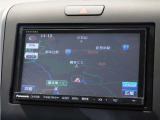 【ナビゲーション】起動までの速度と地図を検索する速度が最大の魅力。初めての道でも安心・快適なドライブをサポート出来ます。操作も簡単で、ストレスフリーなドライブを提供。