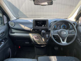広々とした視界を体感できます。運転が楽しくなりますね。