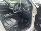 運転席足元