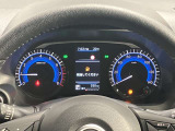 【メーター】メーター内のカラーディスプレイには運転をサポートするさまざまな情報を表示!