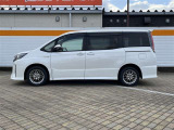 ボディ色はホワイトパールクリスタルシャインです。  ※弊社では、現車確認・納車時にご来店いただける福島県内在住のお客様、および隣接県のお客様への販売に限らせていただいております。