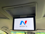 【フリップダウンモニター】大画面モニターで後席でもエンタメをお楽しみいただけます。小さなお子様にも大人気の装備です♪