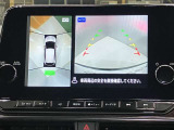 【アラウンドビューモニター】車を上から見下ろしているかのような映像で周囲の状況がひと目で確認、狭い駐車場に駐車するときも安心です♪♪障害物などがあると警告音がなりますので安心して駐車が出来ます★