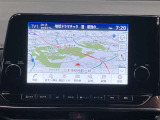 メ-カ-ナビが付いて、多彩な機能が使えます、お出かけの時も目的地をナビが案内してくれるので、安心してお出かけ出来ます♪♪