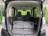 普段のお買い物や通勤、送迎等に十分な荷室スペースを確保しております。セカンドシートを倒すと、大きな荷物の積載も可能です♪