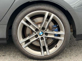 左後リヤ 225/40R18