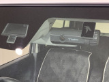 安全運転支援システム、レーダーブレーキサポートがもたらす、より高い安心と快適性です。ドライブレコーダー付きで、万が一の場合でも安心です。