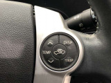【ステアリングスイッチ】右です。ハンドルから手を離さず、運転に集中したまま手元でマルチインフォメーションディスプレイ内の表示切替などができます。