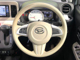 【ステアリングスイッチ】運転中、前方から目線をそらすことなく、オーディオ等の操作が可能な便利機能!安心&快適なドライブを演出してくれます♪