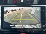バックガイドモニターで、後方を確認しながら安心して駐車することができます。運転初心者も熟練者も必須の機能ですよ!