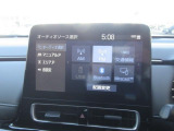 ディスプレイオーディオを装備。スマホとクルマをつなぐことで、これまでのナビに加えて、いろんなサービスが楽しめます。