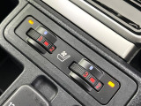 【シートベンチレーション】夏場は涼しい風でお尻や背中の熱やムレを防ぎ、冬はエアコンよりも早く温まってポカポカに!季節を問わず快適に過ごせます。