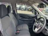運転席まわりになります。実際に乗って頂き乗り心地をご体験してみてください。