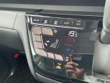 【 オートエアコン 】車内温度を感知して自動で温度調整をしてくれるのでいつでも快適な車内空間を創り上げます!