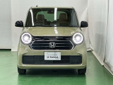 LEDヘッドライトを装備しています。LEDヘッドライトはとても明るく、雨の日や夜間走行も安全・安心です。オートライトコントロール付きで周囲の明るさに応じて自動で点灯・消灯します