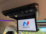 【フリップダウンモニター】大画面モニターで後席でもエンタメをお楽しみいただけます。小さなお子様にも大人気の装備です♪