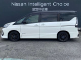 セレナの横からの画像です。当店は全車 整備・保証付なので安心してご検討頂けます。次の画像でもお待ちしております。