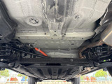 【下回り】目立つ錆や腐食もなくきれいな状態です!もちろん納車前には法定点検を実施致します!//