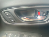 運転席シートセットポジションメモリーが付いています!