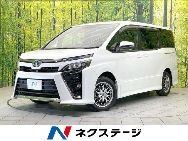 トヨタ ヴォクシー 